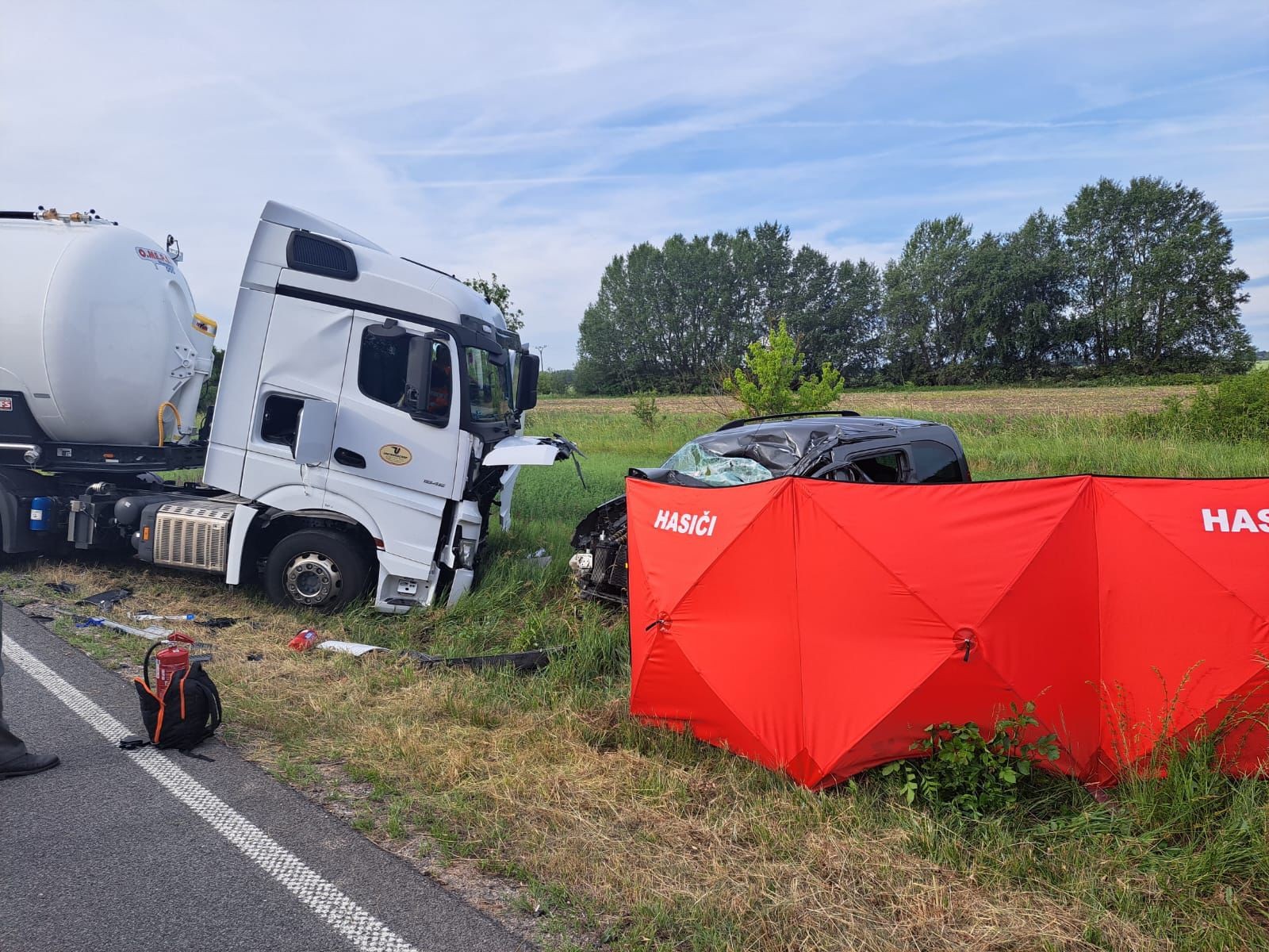Nehoda na ceste medzi Šaľou a Vlčanmi